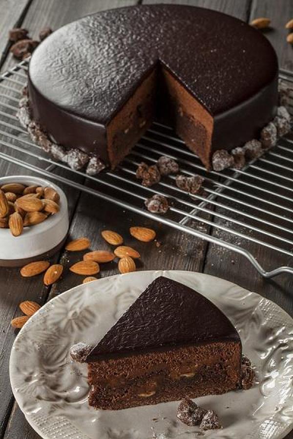 Шоколадный бисквитный торт от «Сладкого экспресса»